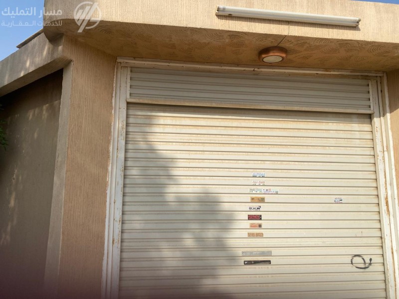 Photo by Daniel J. Schwarz